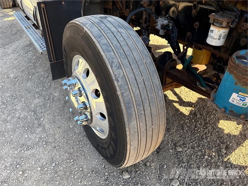 Kenworth T800 Trekkers