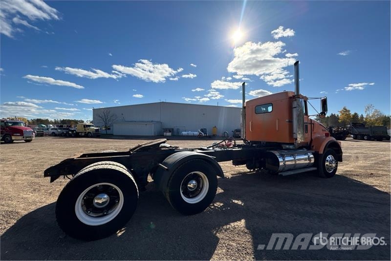 Kenworth T800 Vetopöytäautot