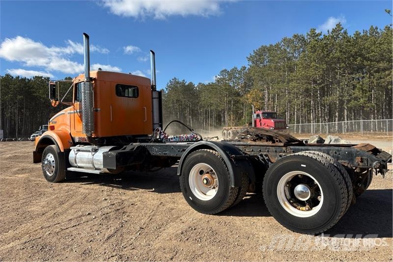 Kenworth T800 Vetopöytäautot