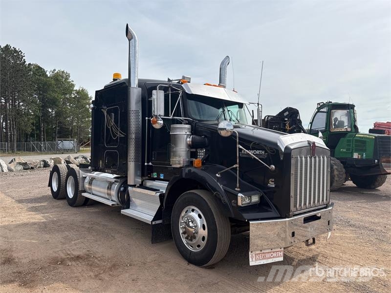 Kenworth T800 6x4 T/A Sleeper Truck Tractor Влекачи