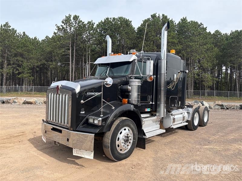 Kenworth T800 6x4 T/A Sleeper Truck Tractor Влекачи