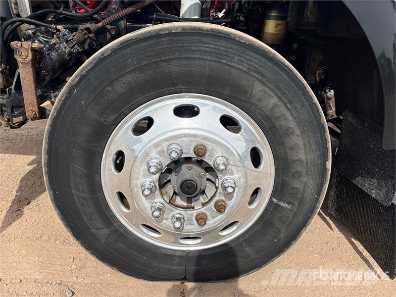 Kenworth T800 6x4 T/A Sleeper Truck Tractor Влекачи
