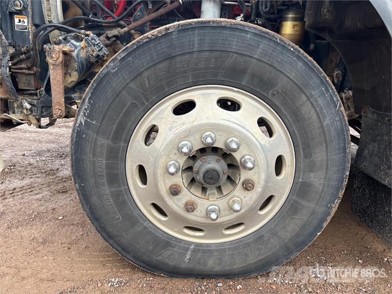 Kenworth T800 6x4 Truck T/A Sleeper Truck Tractor Sattelzugmaschinen
