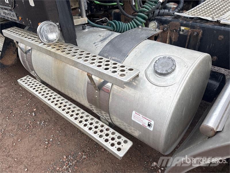 Kenworth T800 6x4 Truck T/A Sleeper Truck Tractor Sattelzugmaschinen