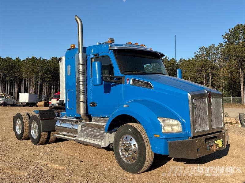 Kenworth T880 트랙터 유닛