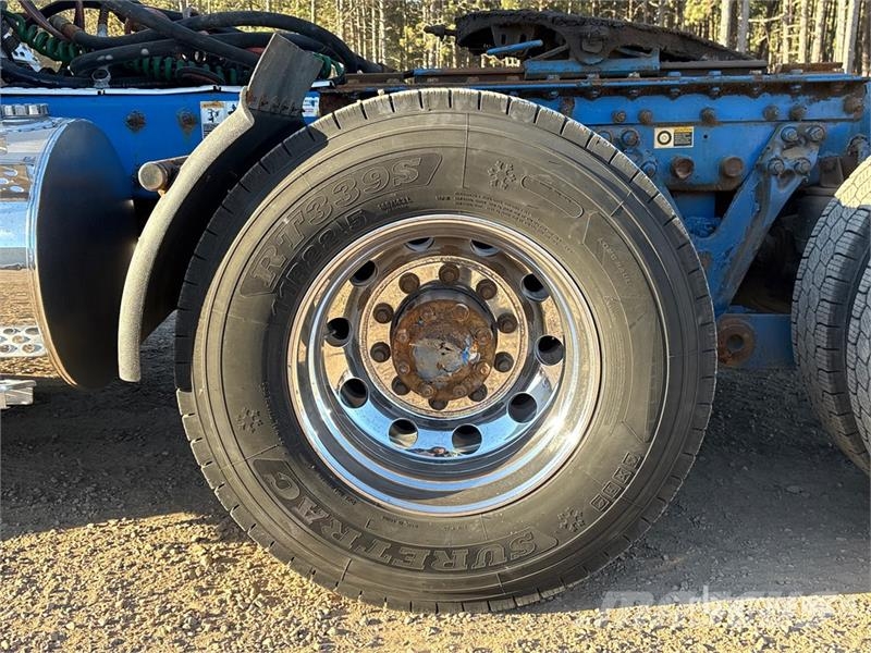 Kenworth T880 Tractor Units