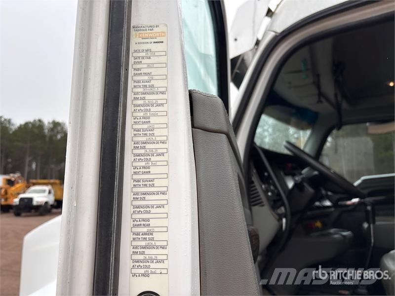 Kenworth T880 Trekkers