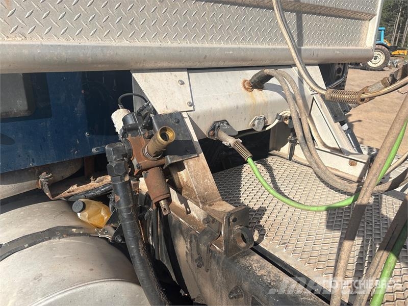 Kenworth T880 Trekkers