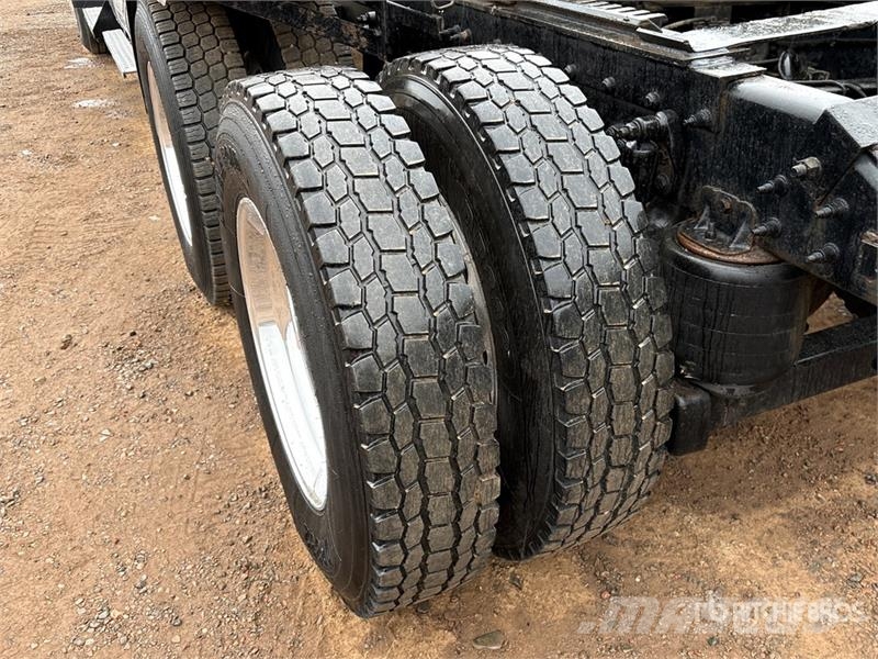 Kenworth T880 Trekkers