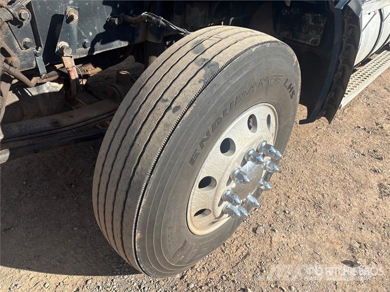 Kenworth T880 Trekkers