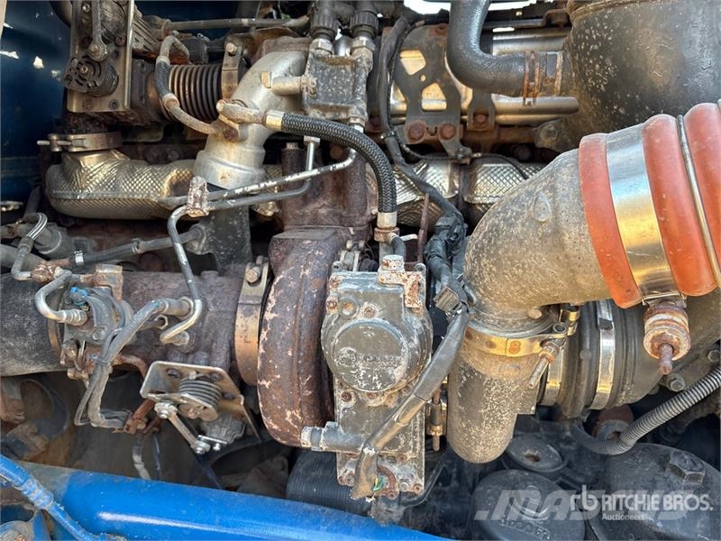 Kenworth T880 Tractor Units