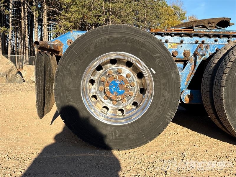 Kenworth T880 Tractor Units