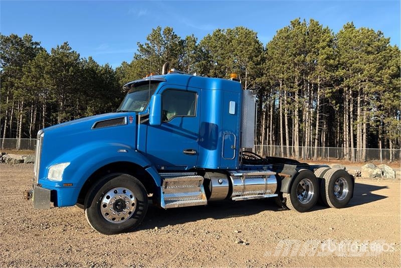 Kenworth T880 트랙터 유닛