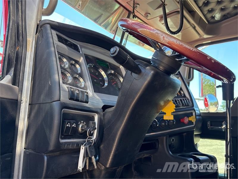 Kenworth W900L Tractores (camiões)