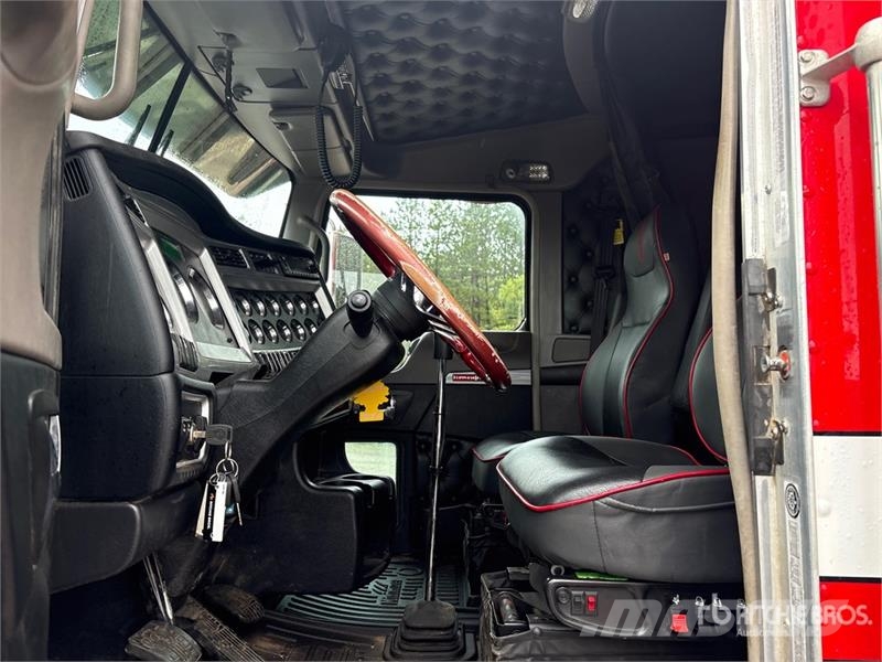 Kenworth W900L Prime Movers