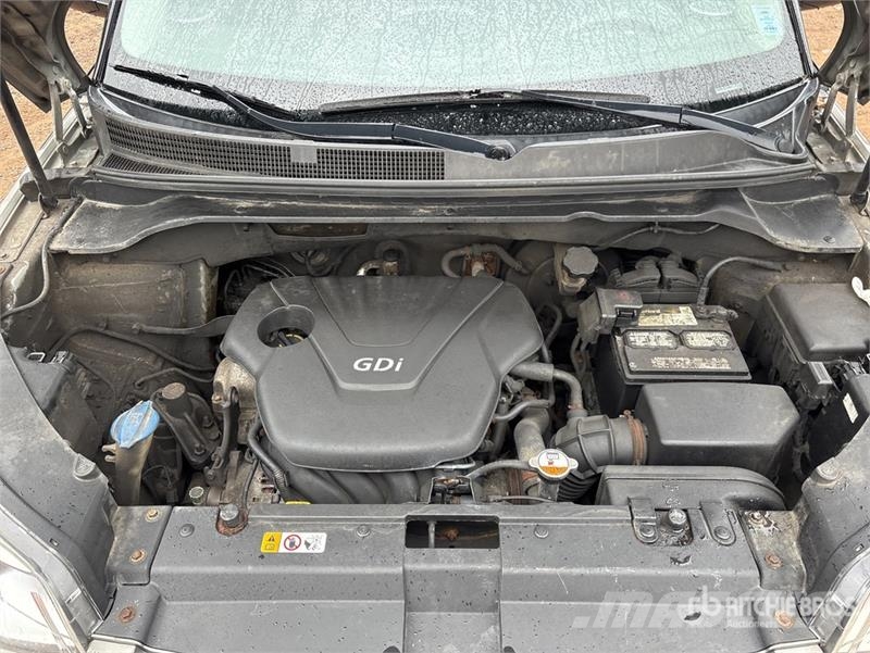 Kia Soul 2WD SUV Automobili