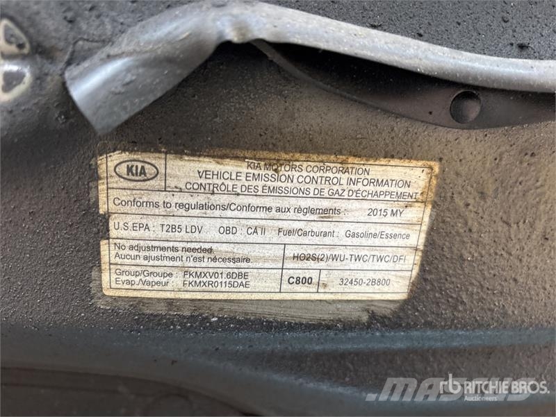 Kia Soul 2WD SUV Automobili