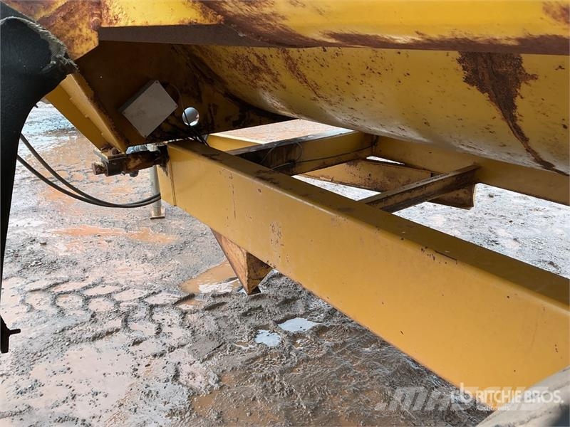 Knight Auggie 3030 13 ft x 7 ft 2 in Feed Mixer Mikser besleyiciler
