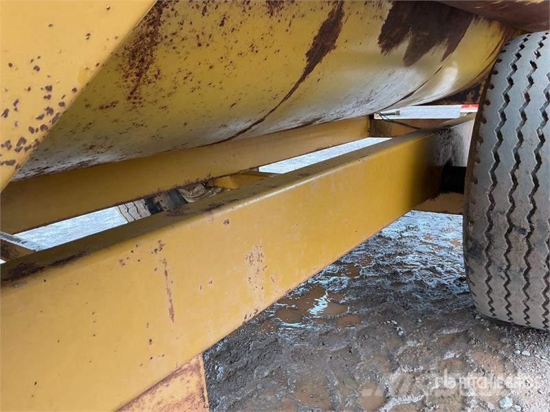 Knight Auggie 3030 13 ft x 7 ft 2 in Feed Mixer Mikser besleyiciler