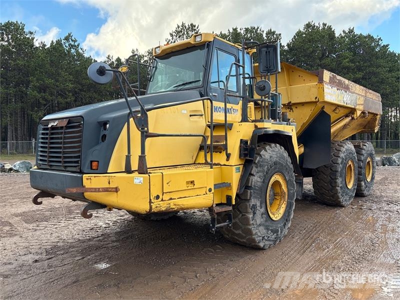 Komatsu HM400-3 Tombereau articulé