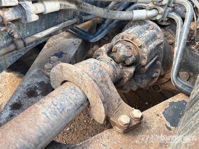 Komatsu HM400-3 Tombereau articulé