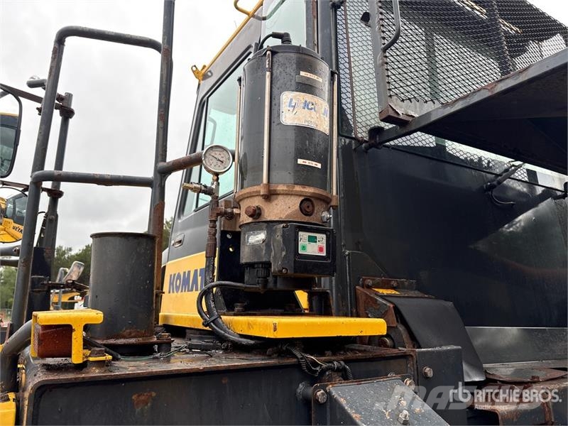 Komatsu HM400-3 Дъмпери/моторни превозни средства