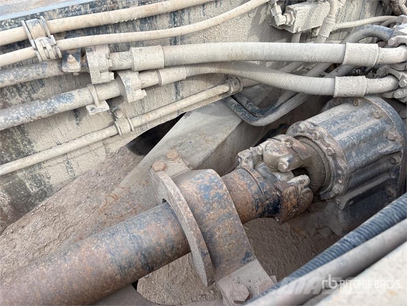 Komatsu HM400-3 Zglobni demperji
