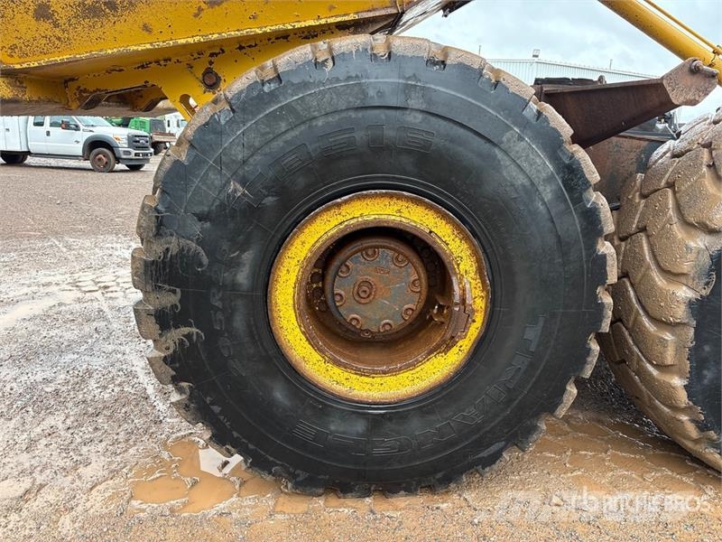 Komatsu HM400-3 Дъмпери/моторни превозни средства