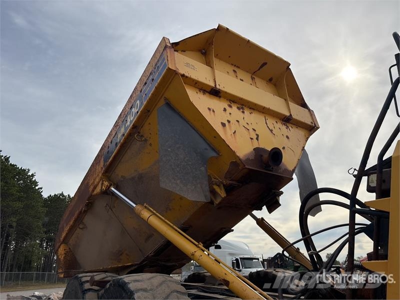 Komatsu HM400-3 Zglobni demperji