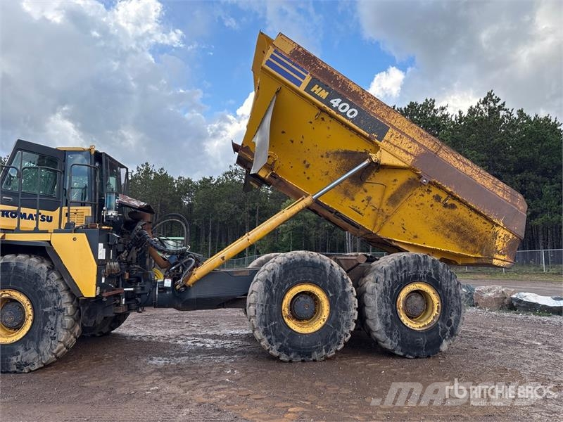 Komatsu HM400-3 Tombereau articulé