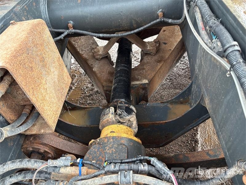 Komatsu HM400-3 Дъмпери/моторни превозни средства