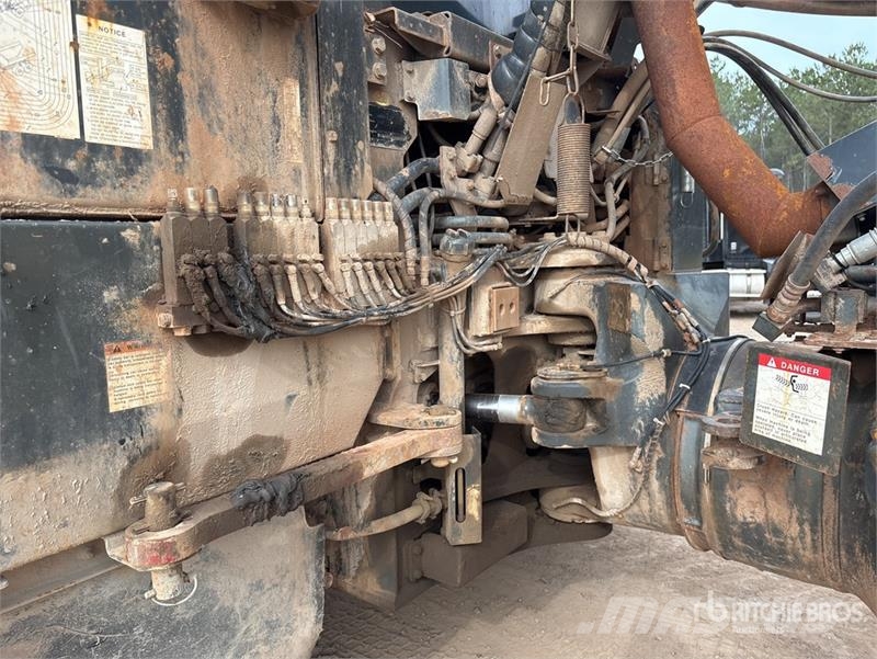 Komatsu HM400-3 Zglobni demperji
