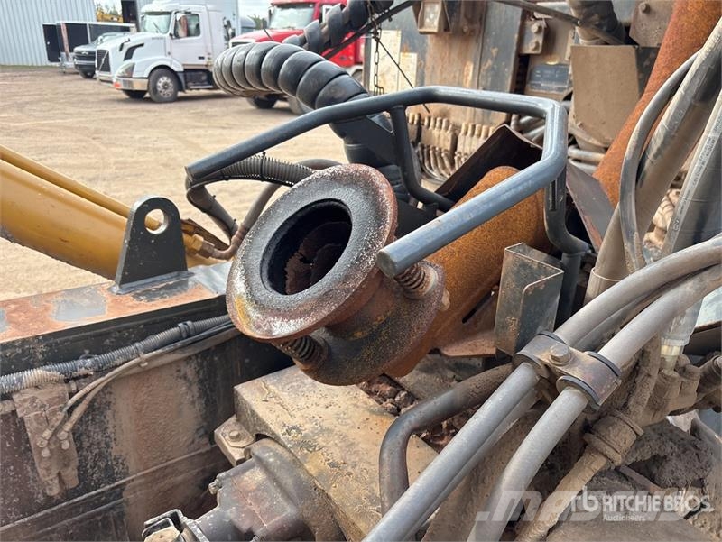 Komatsu HM400-3 Zglobni demperji