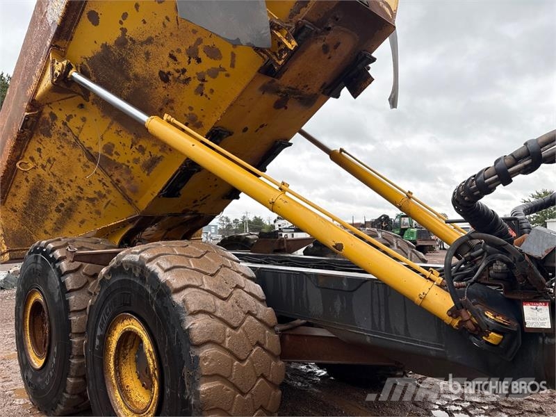Komatsu HM400-3 Дъмпери/моторни превозни средства