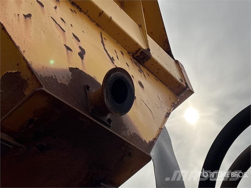 Komatsu HM400-3 Zglobni demperji