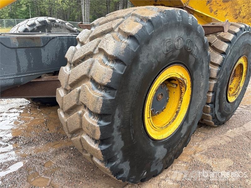 Komatsu HM400-3 Дъмпери/моторни превозни средства