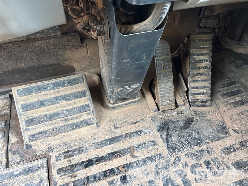 Komatsu HM400-3 Дъмпери/моторни превозни средства