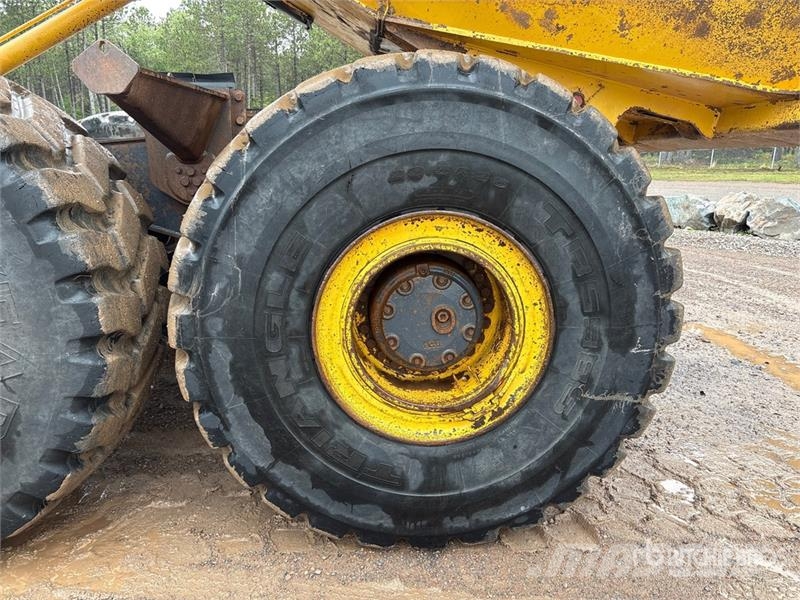 Komatsu HM400-3 Дъмпери/моторни превозни средства