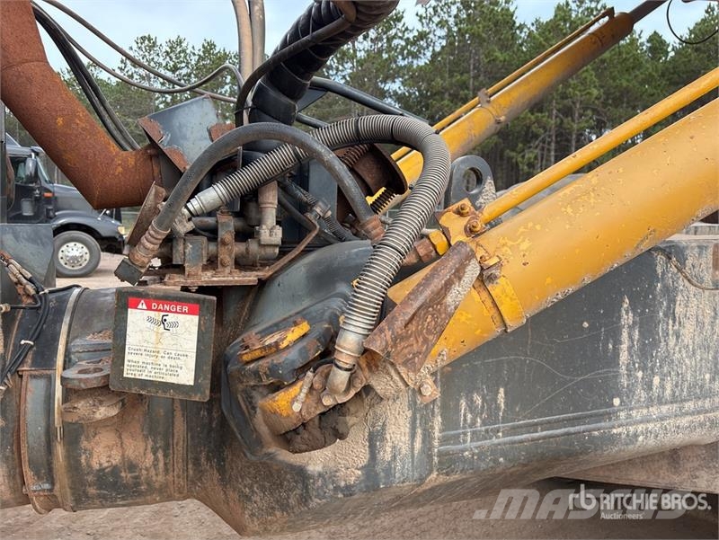 Komatsu HM400-3 Zglobni demperji