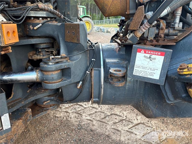 Komatsu HM400-3 Tombereau articulé