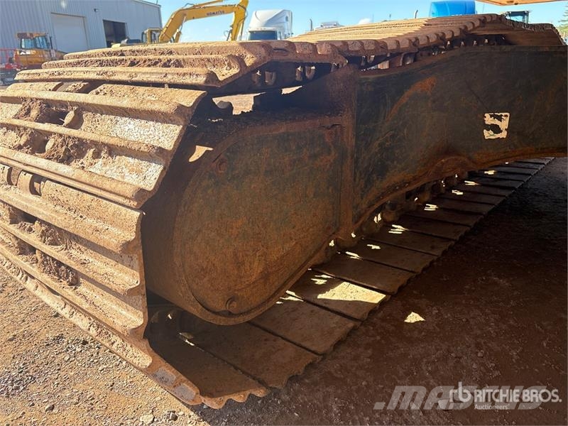 Komatsu PC210LC-10 Tracked Excavator 履带挖掘机