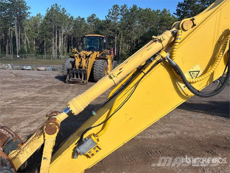 Komatsu PC210LC-10 Tracked Excavator 履带挖掘机