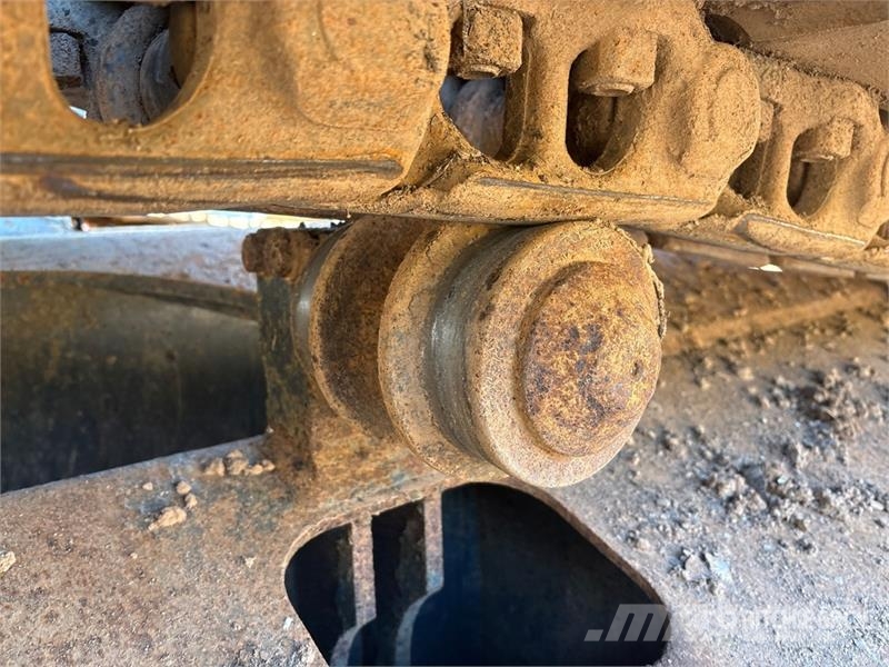 Komatsu PC210LC-10 Tracked Excavator 履带挖掘机
