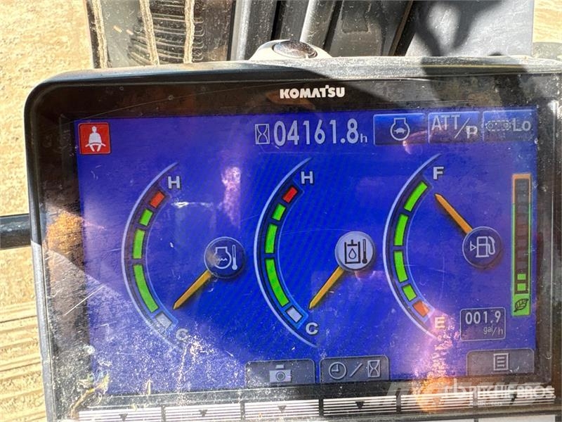 Komatsu PC210LC-10 Tracked Excavator 履带挖掘机