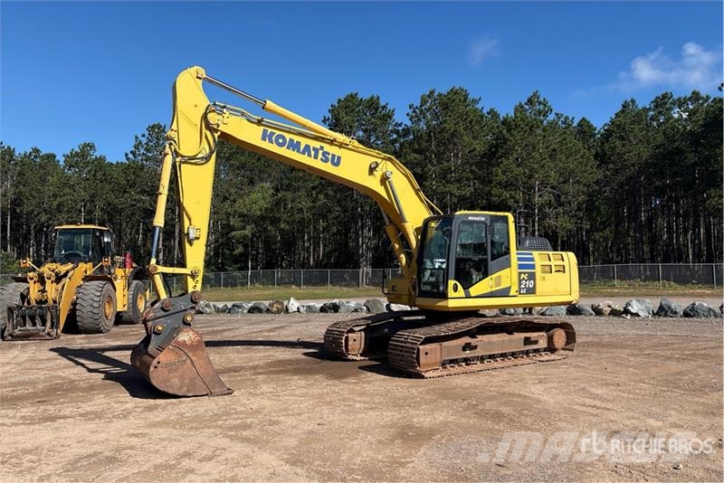 Komatsu PC210LC-10 Tracked Excavator 履带挖掘机