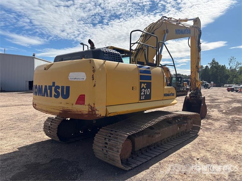 Komatsu PC210LC-10 Tracked Excavator Bandgrävare