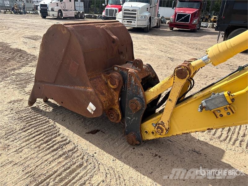 Komatsu PC210LC-10 Tracked Excavator Bandgrävare