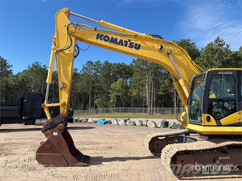 Komatsu PC210LC-10 Tracked Excavator Bandgrävare