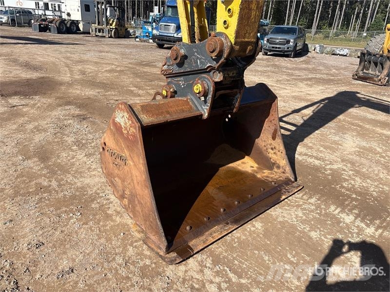 Komatsu PC210LC-10 Tracked Excavator 履带挖掘机