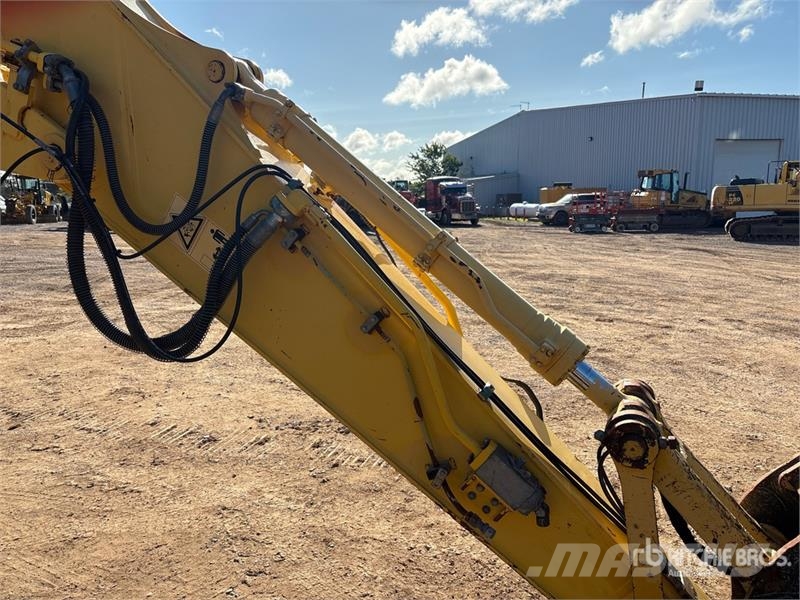 Komatsu PC210LC-10 Tracked Excavator 履带挖掘机